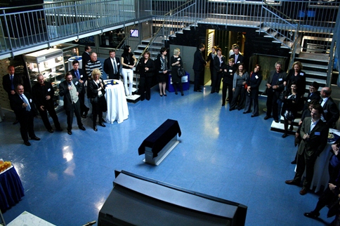 155-fin-net-201009